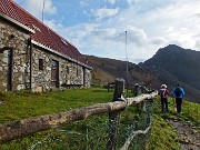 18 Alla Baita Baciamorti (1450 m) 